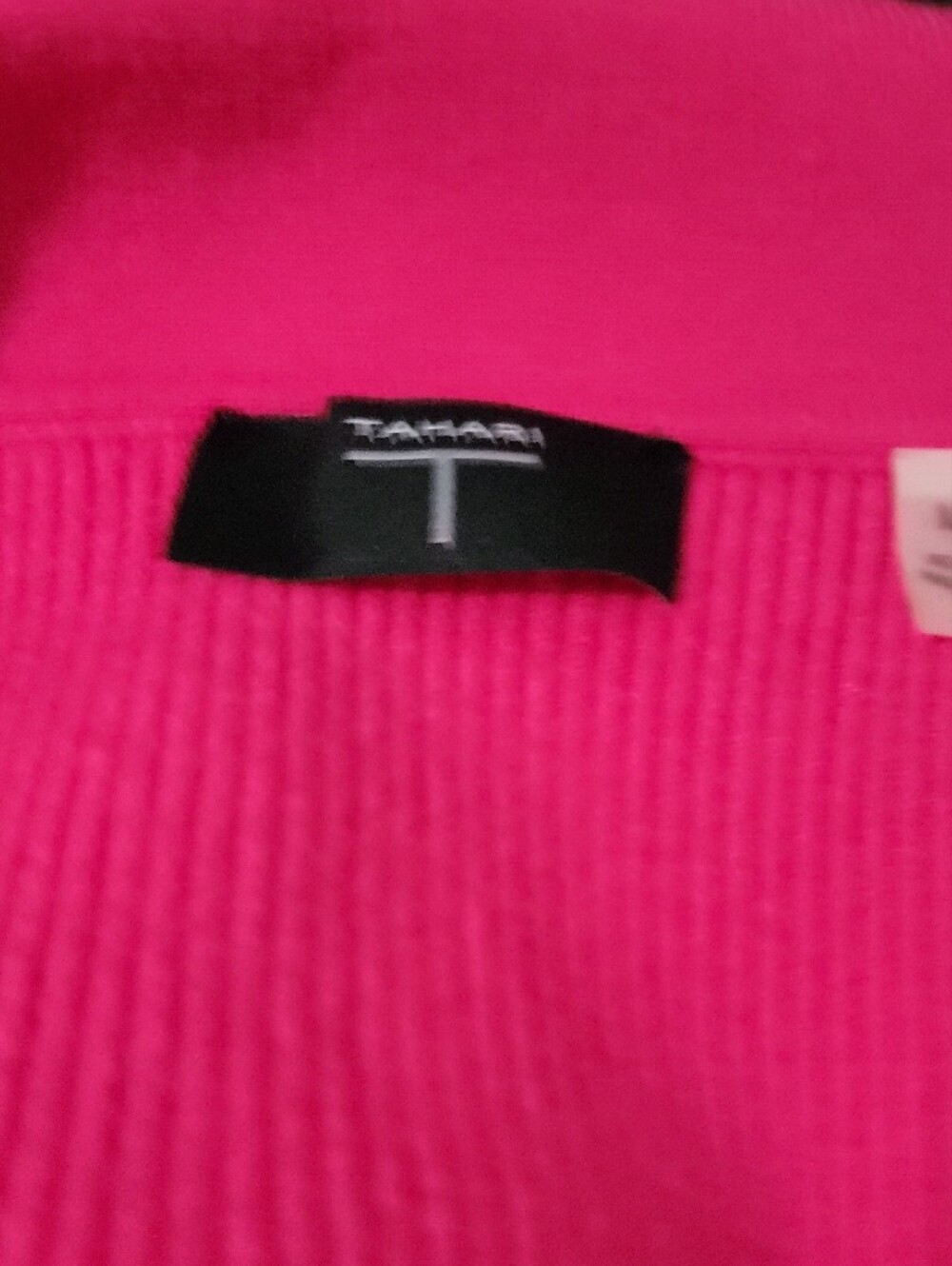 Tahari Bright Fuchsia Ribbed Collared V-Neck Top - Picture 6 of 6